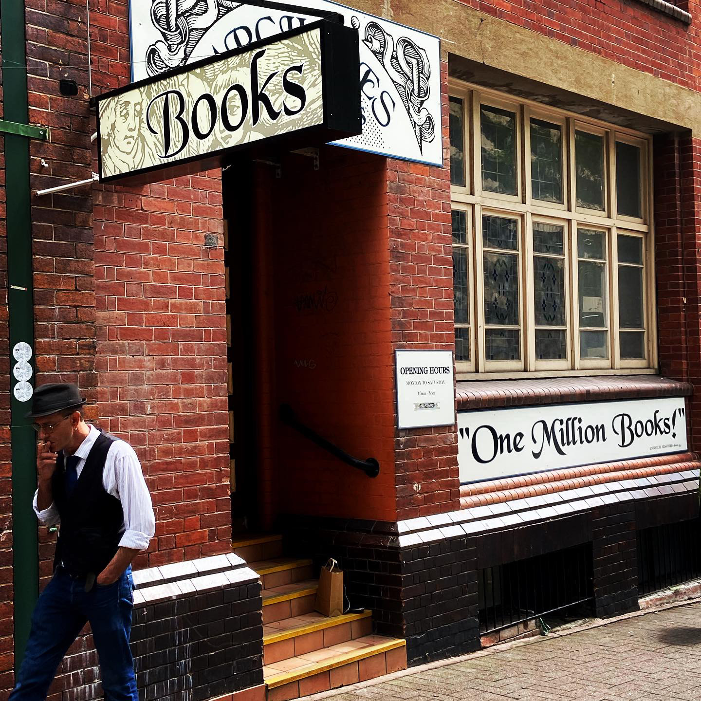 Archives Fine Books shop photo